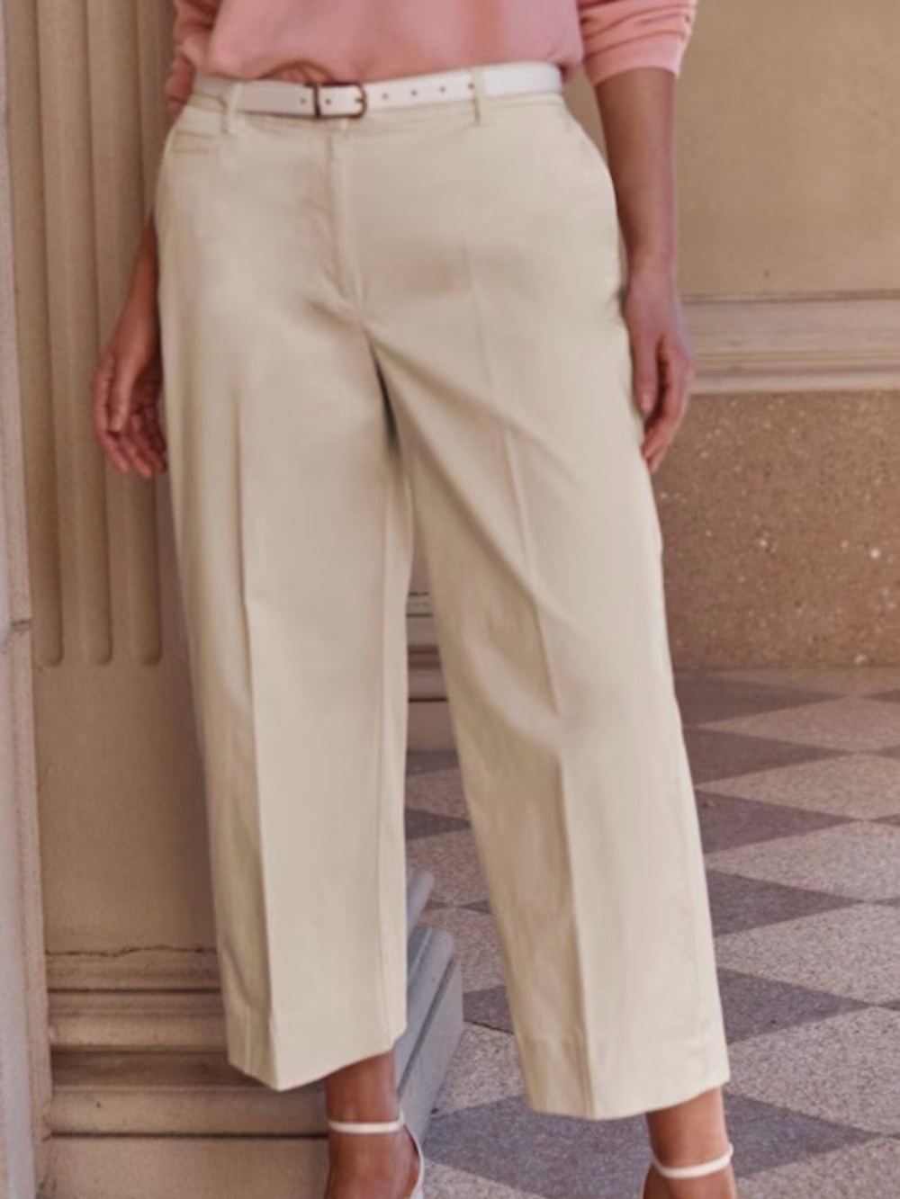 NWT COTTON-STRETCH WIDE-LEG CROPS